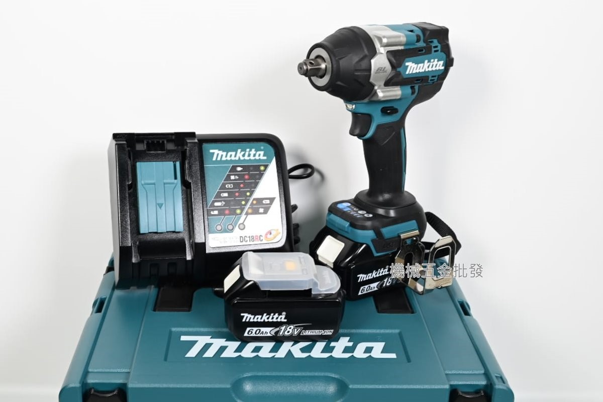  makita {牧田} DTW700RGJ 18V充電式衝擊扳手 套筒扳手,電動工具