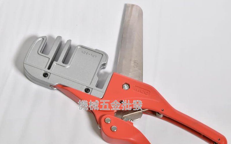 MCC 冷媒管槽剪刀 ADC-101控制線 冷氣管槽剪刀 PVC 水管剪刀 日本製,手工具