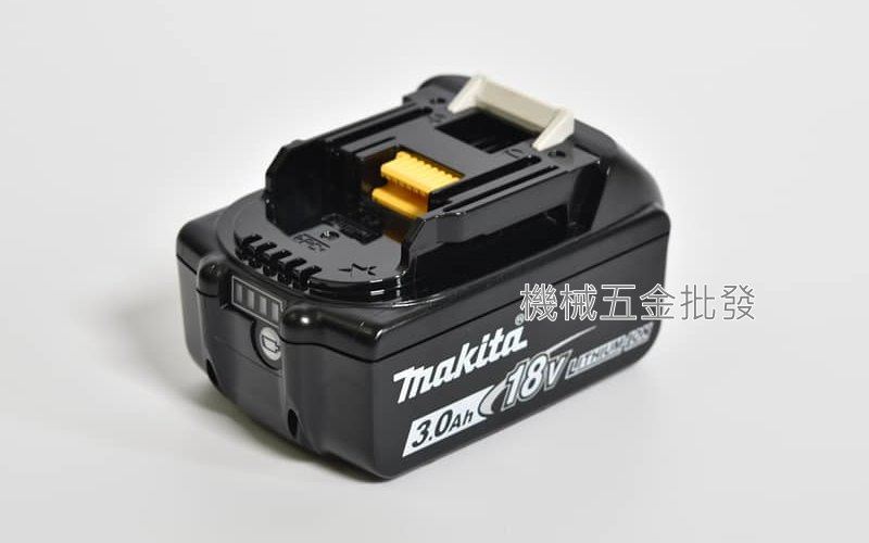 Makita {牧田} BL1830B 18V3.0A 滑軌鋰電池/内建晶片/原廠保固充放電500次,電動工具