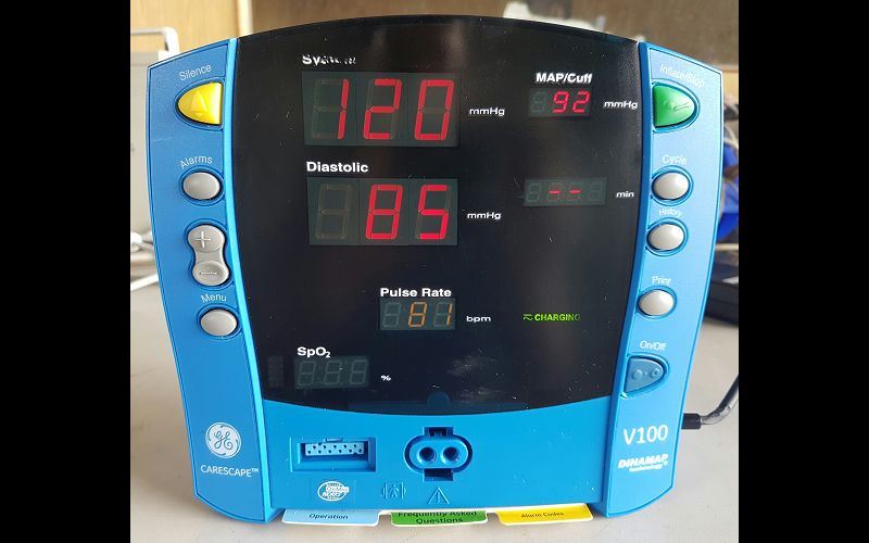生理監視器 廠牌:General Electric 型號:V100