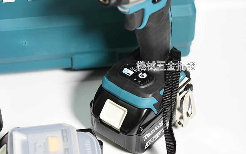  makita {牧田} DTD157RFE 18V 3.0A充電式無刷衝擊起子機,電動工具