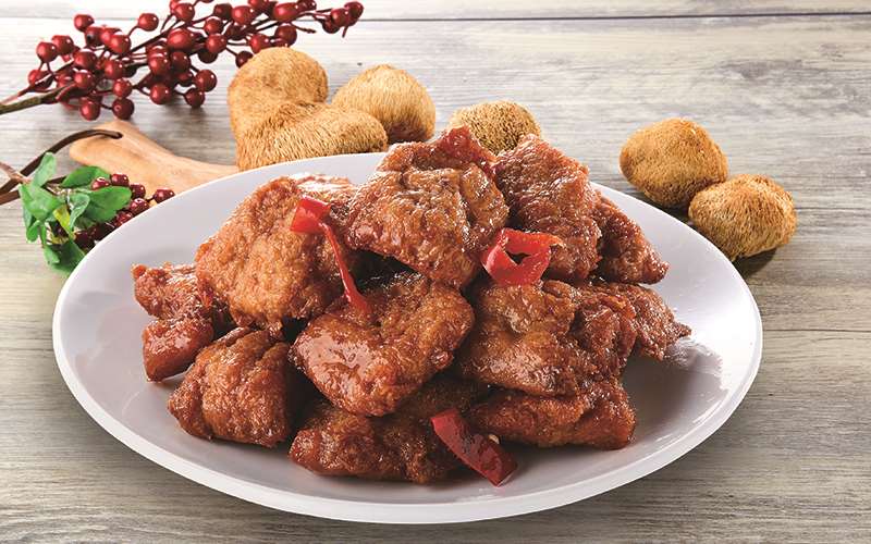 猴頭菇素雞丁(三杯雞) TREE HEDGEHOG DICED CHICKEN THREE CUPS OF CHICKEN 