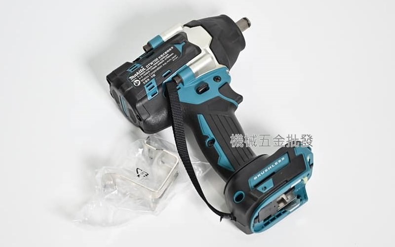 makita {牧田} DTW700Z 18V充電式無刷衝擊扳手 最大扭力700N.m,電動工具