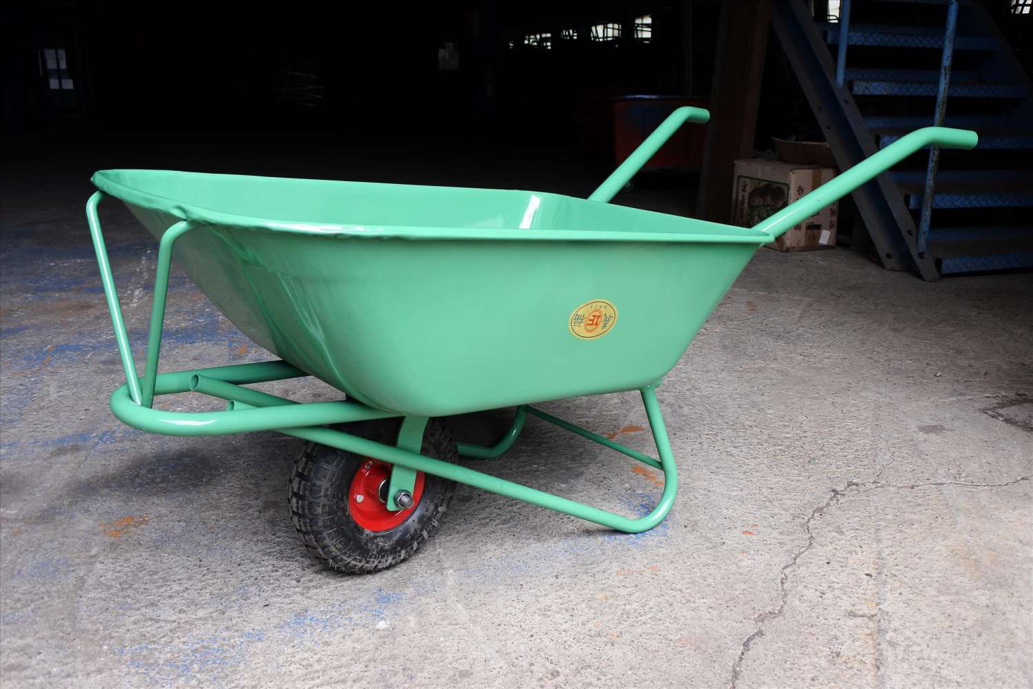 加厚型水泥車