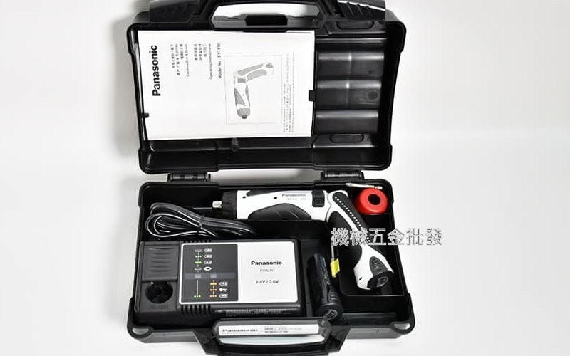 Panasonic 國際牌 EY7410 輕量、精巧、操作簡易 3.6V充電式電動起子組,電動工具