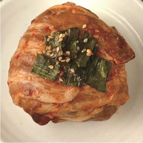 蔥燒豬肉日式捲飯糰,香濃起司餡,採用西螺台梗九號米