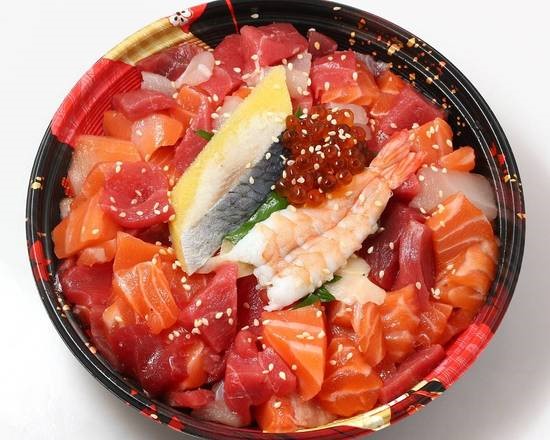 裕毛屋自製【海鮮散壽司】