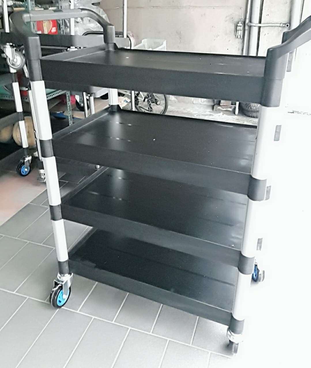 多功能餐車