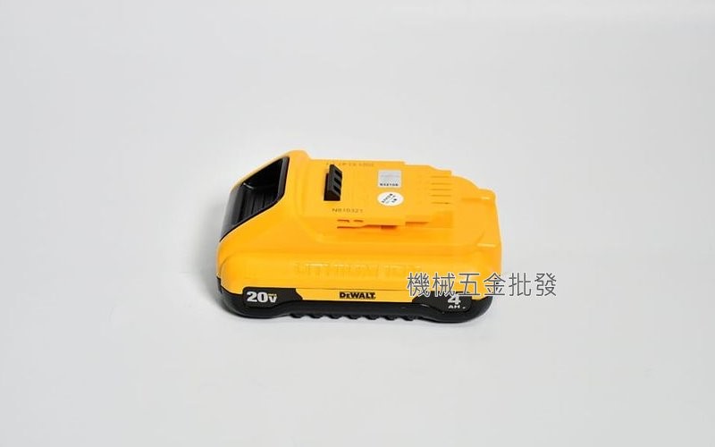  DEWALT (得偉) DCB240 20V 4.0AH XR 原廠滑軌式充電鋰電池,電動工具