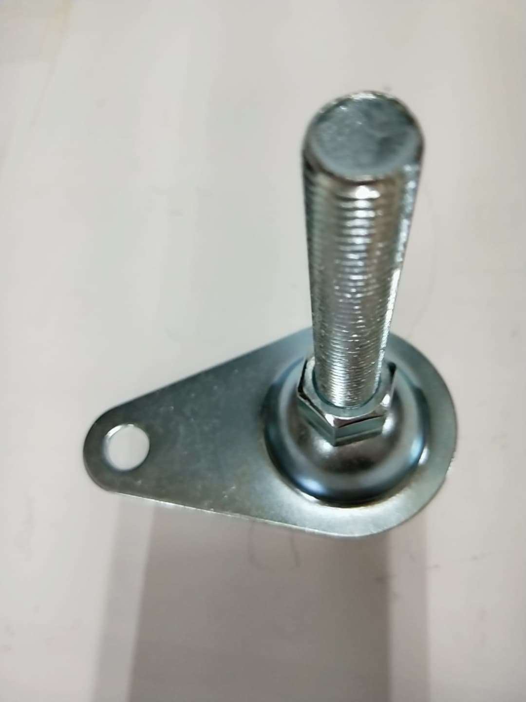 水滴型調整腳