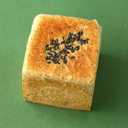 【裕毛屋自製】紅豆芝麻方塊麵包(奶素)｜方塊吐司｜袖珍歐式麵包