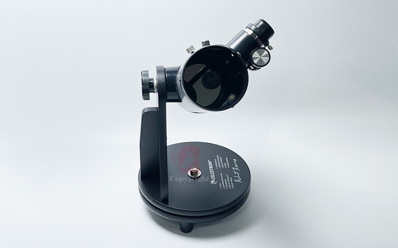 天文望遠鏡,CELESTRON FirstScope Reeves,牛頓反射鏡,76mm口徑,鏡筒上印有月球表面特徵,如隕石坑和月海,C3-082,國教儀器