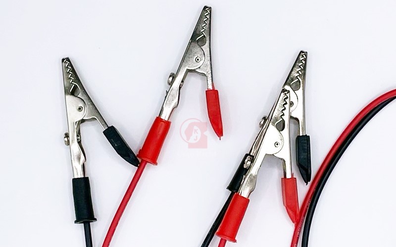 Crocodile Clip Leads,歐洲夾導線,紅、黑導線各一條 長70cm,線徑2mm,A1-126-2c,國教儀器