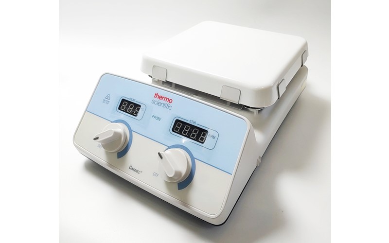 電磁加熱攪拌器,THERMO,Ceramic TopPlate,轉速50-1500rpm,最大攪拌容量10 L,溫度範圍30~540°C ,雙LED顯示屏,陶瓷盤面約18.4×18.4c,高溫警示功能,附攪拌子,A6-189,國教儀器