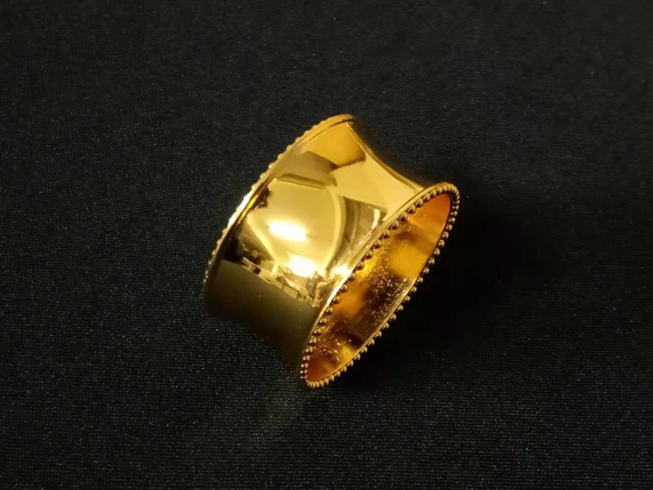 金色圓珠口布環