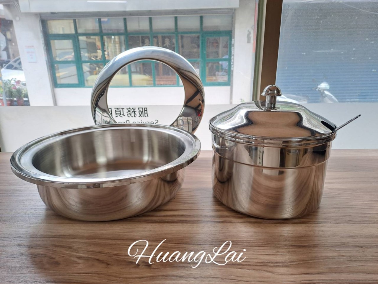 不銹鋼圓型湯鍋 (含湯匙)(現貨)