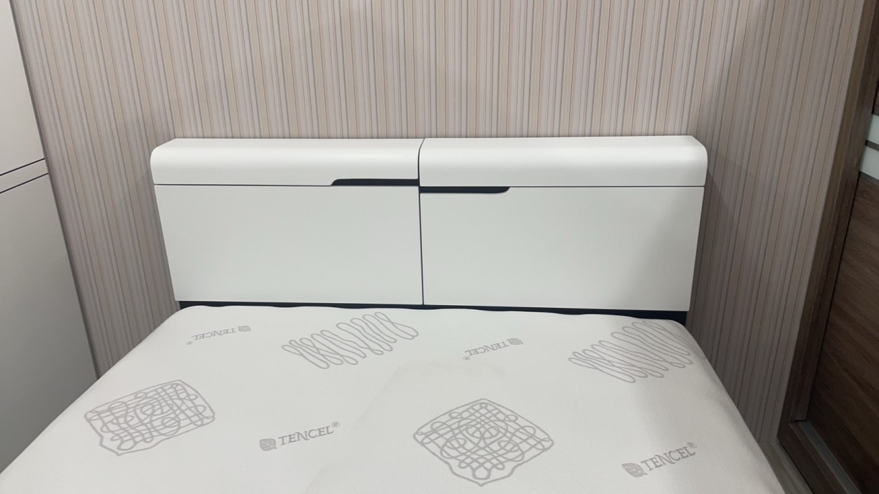 貝妃5尺床頭