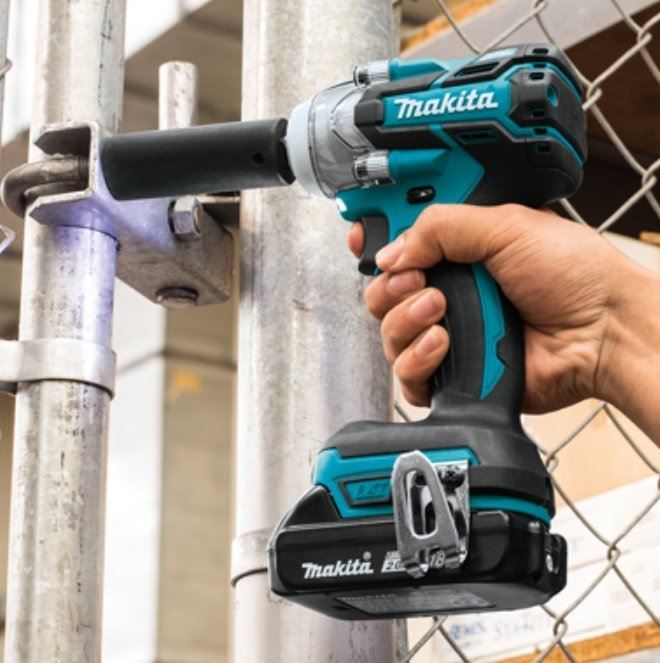 MAKITA{牧田} DTW285RGE3 18V充電式衝擊套筒扳手 反轉自停功能,電動工具