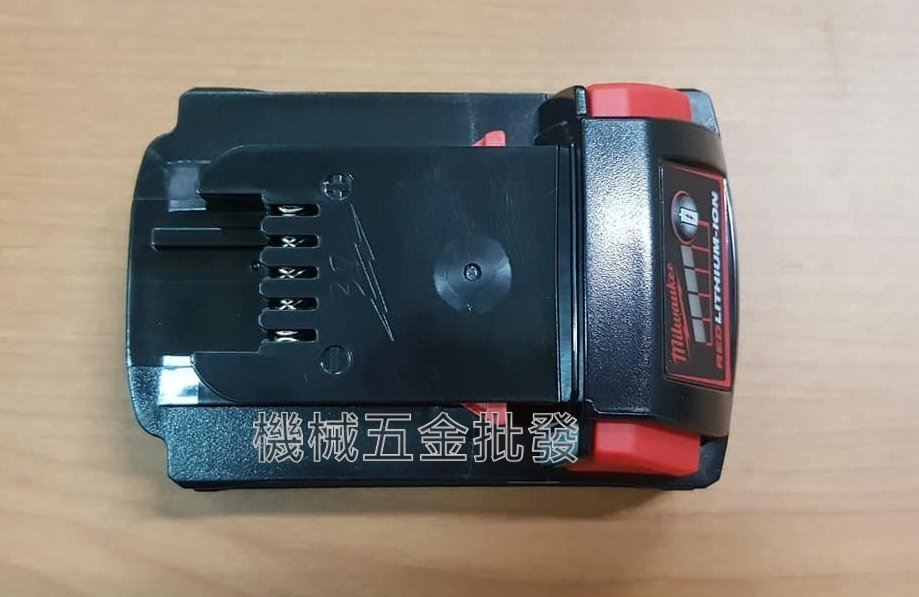 Milwaukee {美沃奇} M18B2 18V2.0A 電池 單售電池 附有電量顯示 ,電動工具