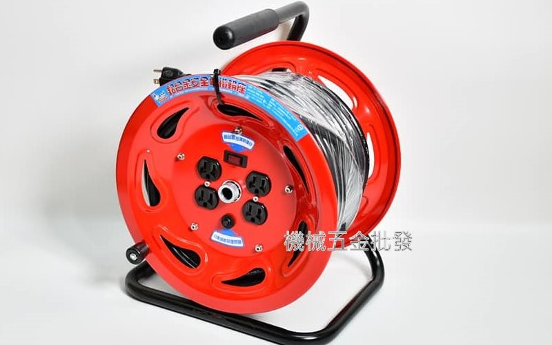 {電精靈DL-3100A} 3蕊3.5mm 100呎(30米)電纜輪座 延長線(雙過載保護+接地),手工具