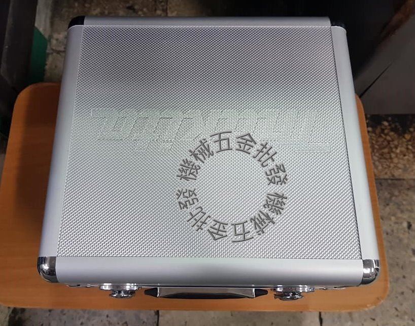 MAKITA  {牧田} 10.8V 電動工具專用 鋁合金工具箱 雙機用工具箱 823304-1,手工具