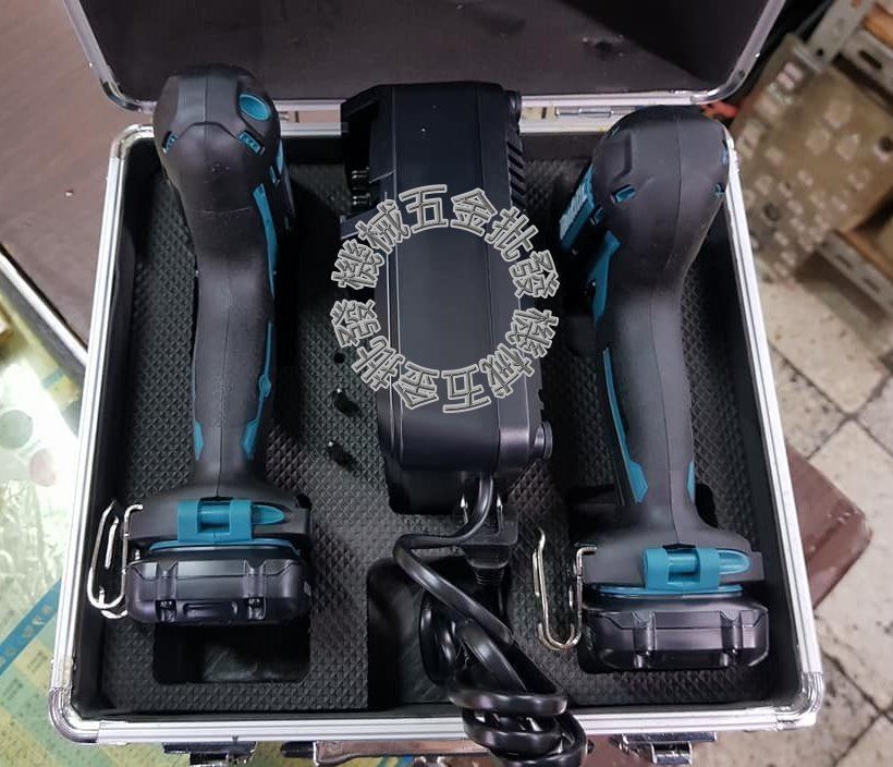 MAKITA {牧田} CLX202SX1 12V滑軌式雙機組TD110D/HP331D,電動工具