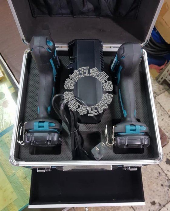 MAKITA {牧田} CLX201SX1 12V1.5AH 充電式雙機組 TD110起子機 / DF331電鑽,電動工具