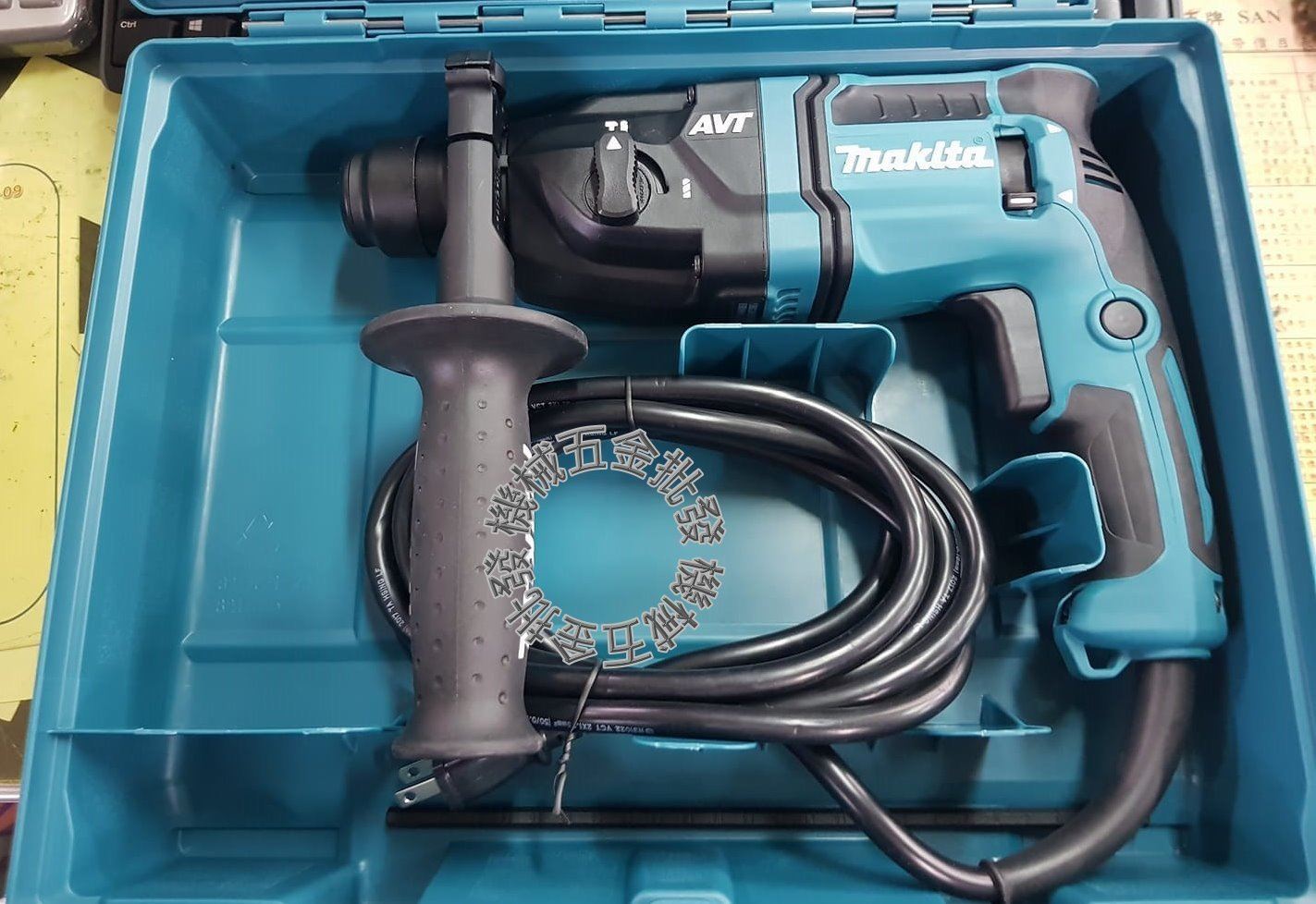 makita {牧田} HR1841F AVT 二用式免出力電鑽 鎚鑽,電動工具