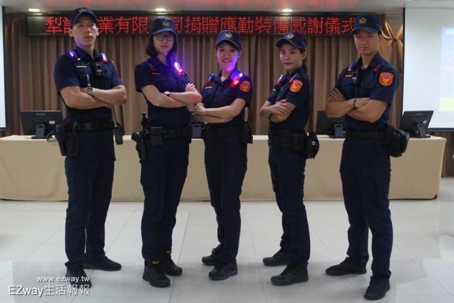 GL-N10 警用LED爆閃肩燈 紅藍燈高亮USB充電 重力感應 巡守/義交/交通大隊專用 台灣製