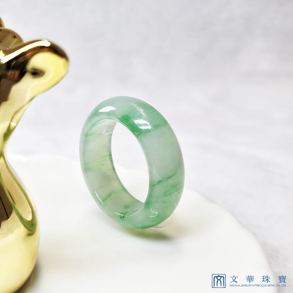 冰種翠綠玉戒 國際圍11.5號(已售出)