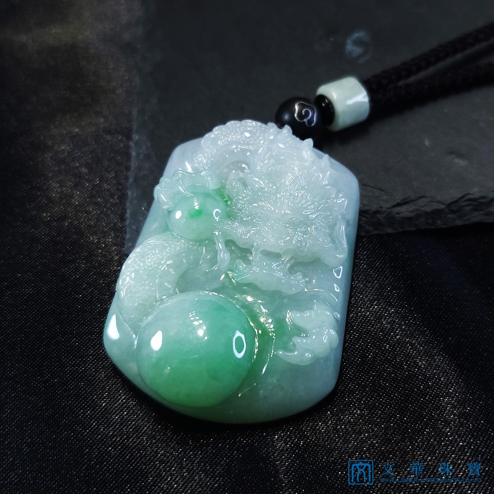 白底青龍牌 贈精美中國繩乙入(已售出)