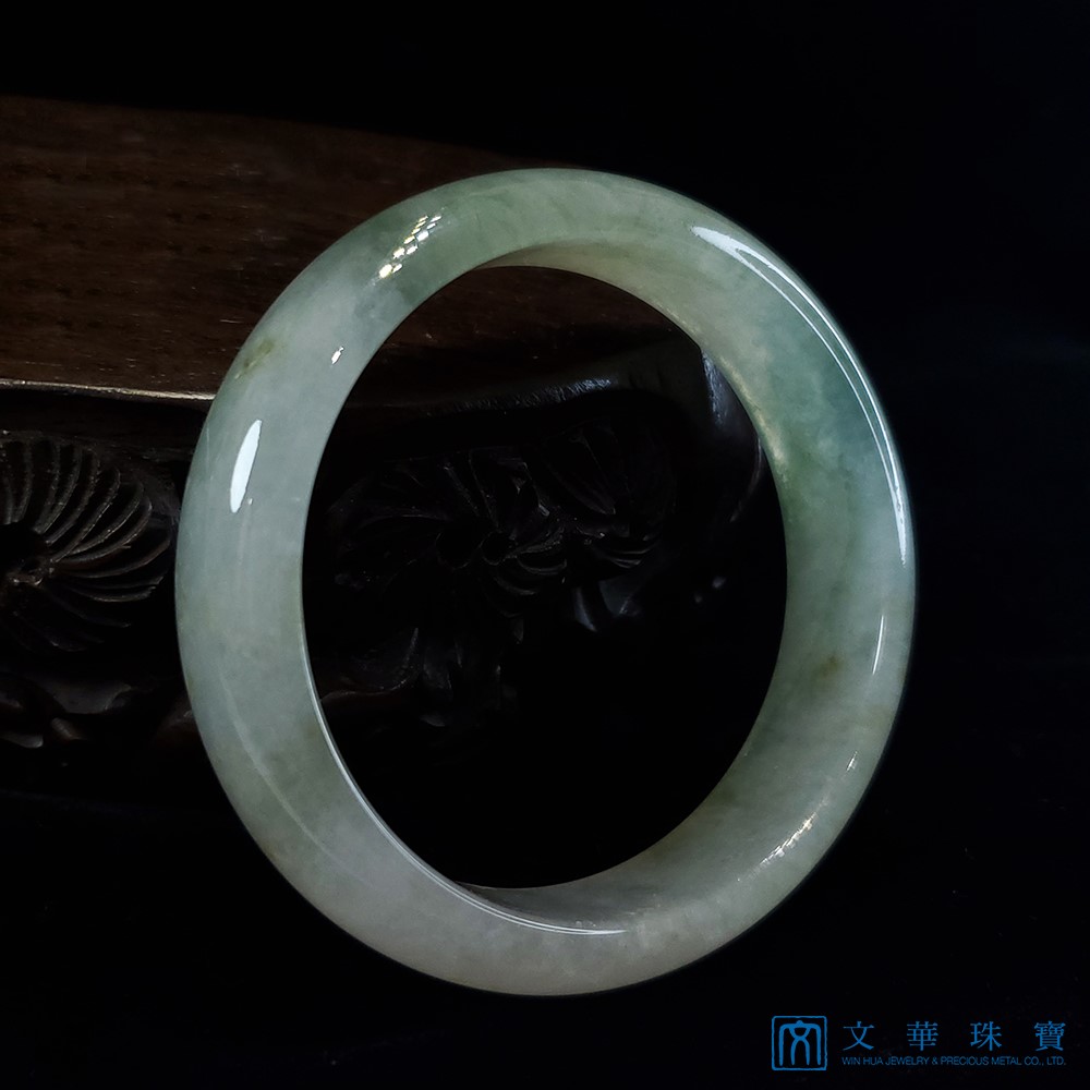 翡翠冰種帶湖綠絲寬版玉鐲 19圍 平安鐲