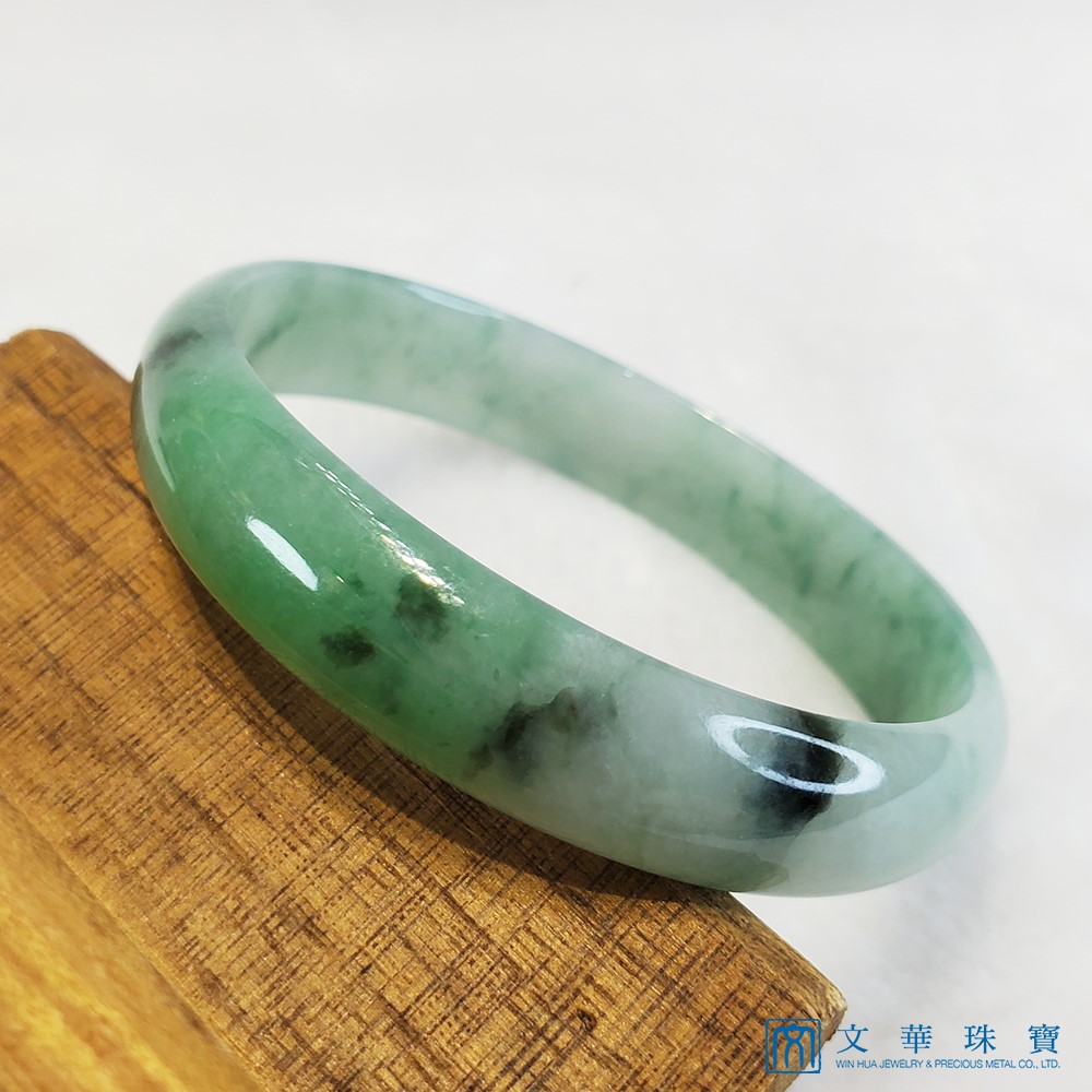 冰湖綠帶花青貴妃鐲 18圍 附中國寶石證書