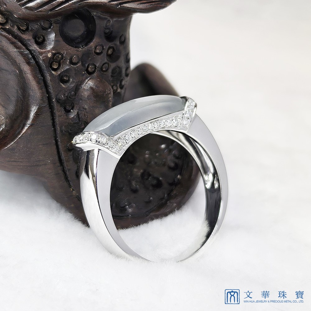 玻璃種茅台白馬鞍鑽戒 國際圍15號