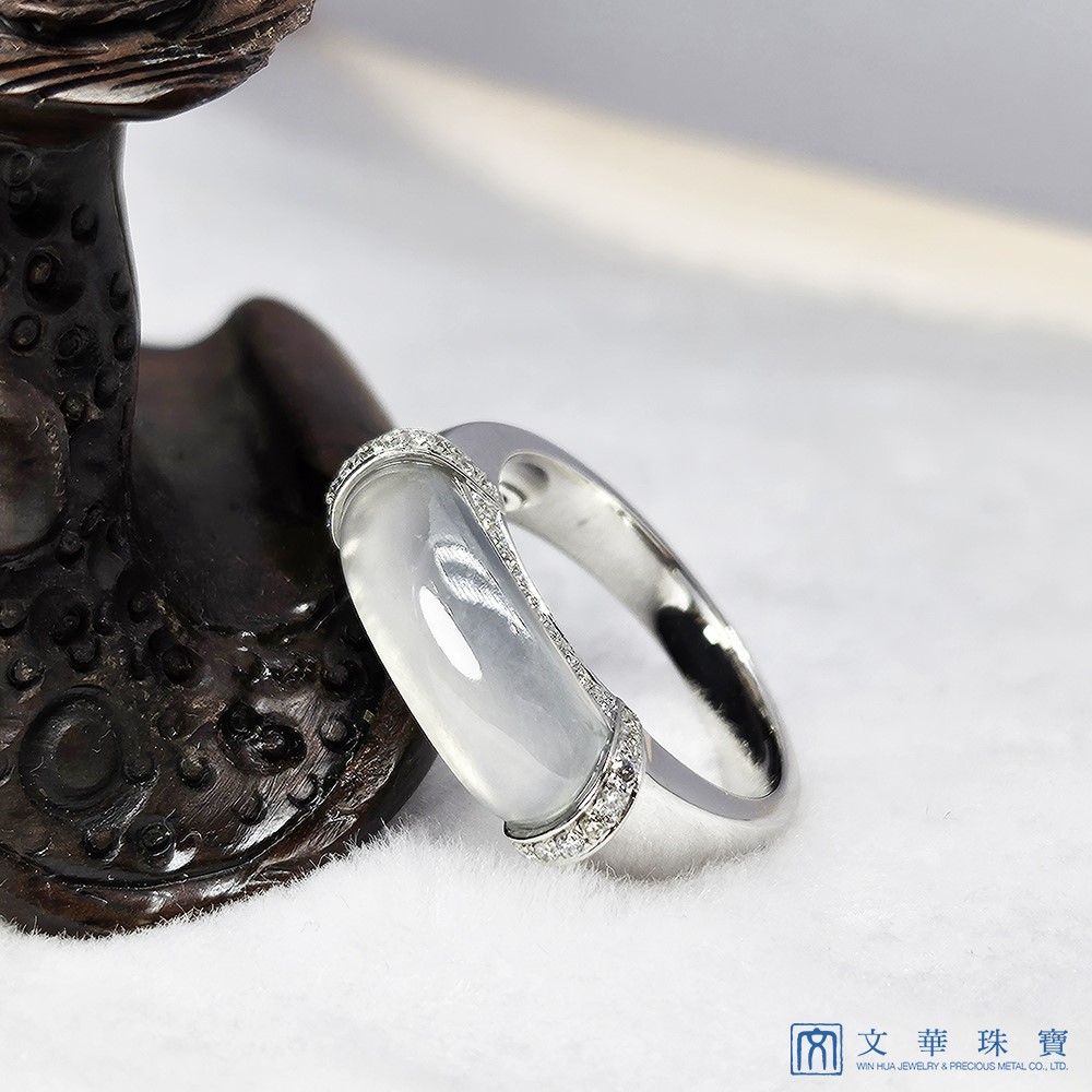 玻璃種茅台白馬鞍鑽戒 國際圍15號