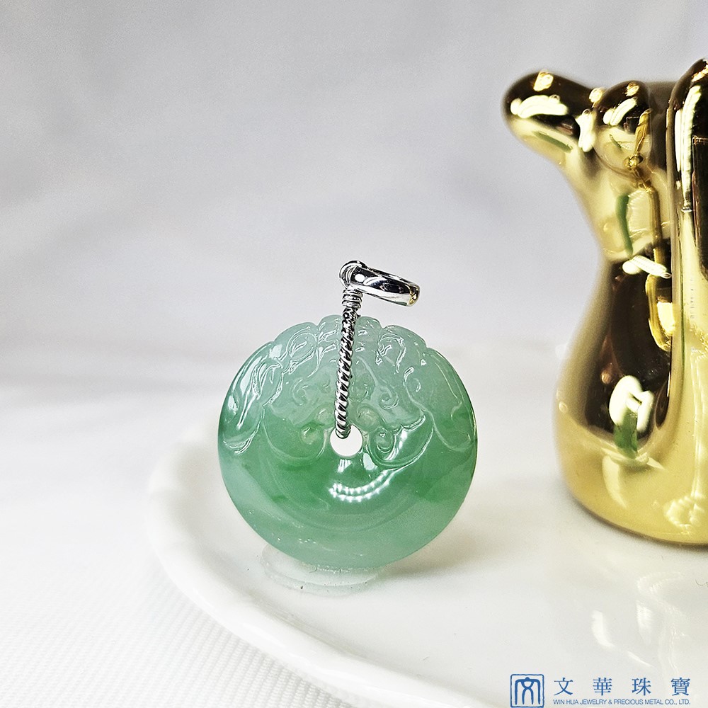 冰種翠綠平安龍扣玉墜 不含鍊