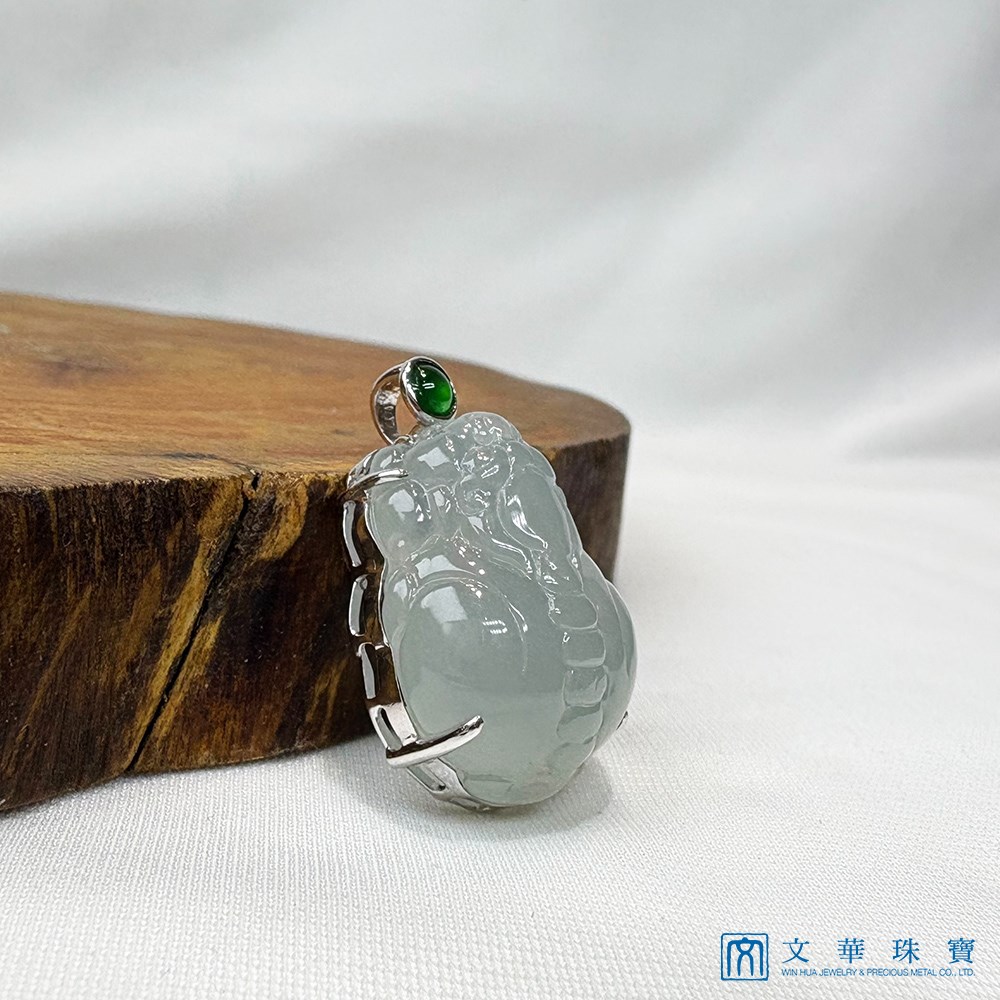 冰種貔貅玉墜 