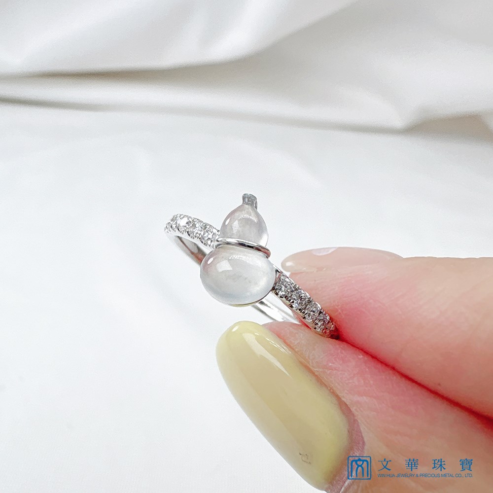 翡翠玻璃種葫蘆鑽戒 國際圍10號