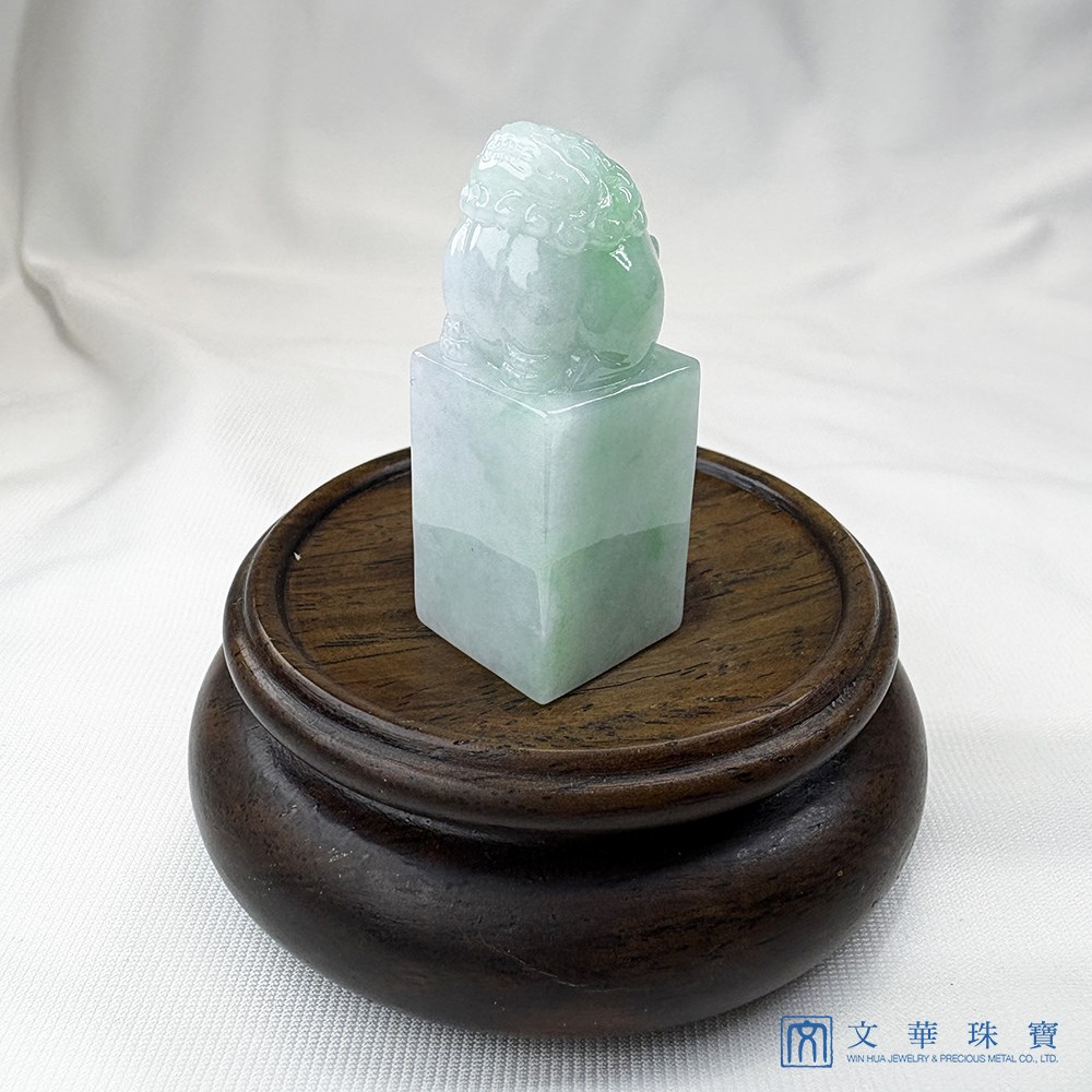 翡翠雪靈玉獅方印