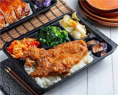 裕毛屋自製【古早味豬排便當】