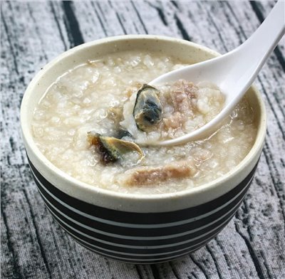 裕毛屋自製【皮蛋瘦肉粥】