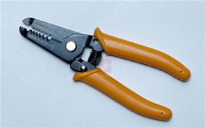 剝線鉗,Wire Stripper,電線專用,電子材料使用,剝皮鉗,脫線鉗,0.8~2.6mm,Z1-227-2h,國教儀器