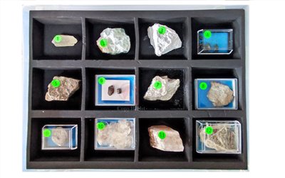 礦物斷口標本,Samples of  Fracture Mineral 12 Kinds,石英,螢石,高嶺石,輝石,黃鐵礦,角閃石,滑石,自然銅,毒砂,白雲母,石膏,石棉,自然型態,附保存箱,C1-040-1,國教儀器