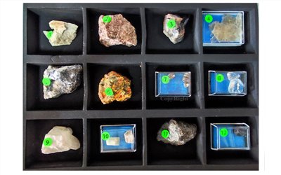 礦物結晶標本,Samples Of Crystals Minerals 12 Kinds,礦物岩石晶體標本,斜長石,正長石,黑鎢礦,白雲母,輝銻礦,黃玉,錫石,水晶,方解石,綠柱石,黃鐵礦,石榴子石,自然型態,附保存箱,C1-041-2,國教儀器