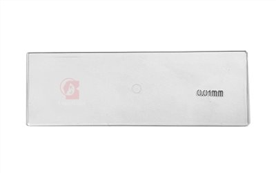 載物台測微器,Stage Micrometer,0.01mm 100格,顯微鏡配件,國教儀器,B1-029,上面刻有精密的刻度的玻璃玻片，用於校準顯微鏡的放大倍率，及測量顯微鏡下物體的大小。