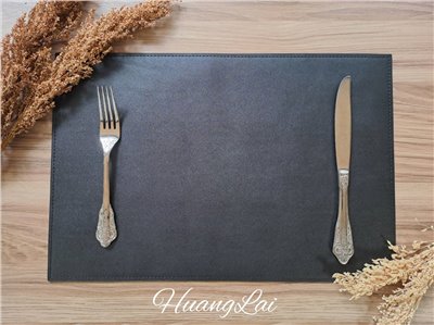 素面黑皮製餐桌墊 (訂製)