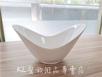 船型陶瓷碗 