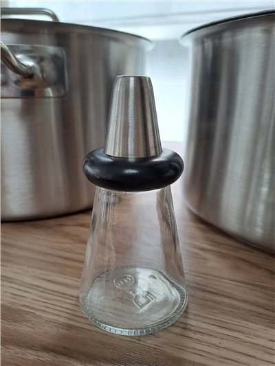 錐形三孔玻璃胡椒瓶