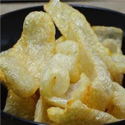 切肉皮(炸豬皮)