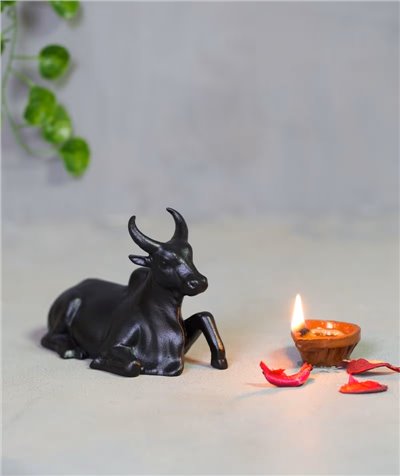 isha 水牛雕像